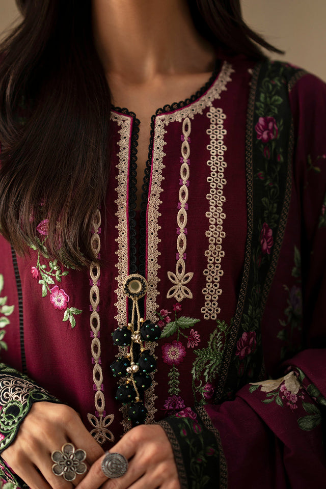 EMBROIDERED SUIT (E0800/203/516)