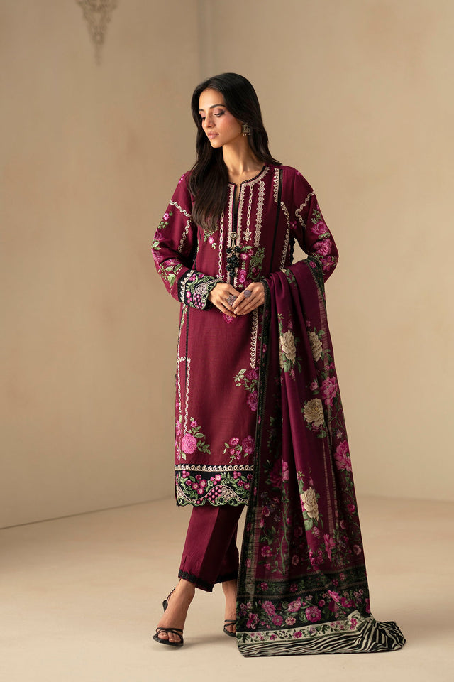 EMBROIDERED SUIT (E0800/203/516)